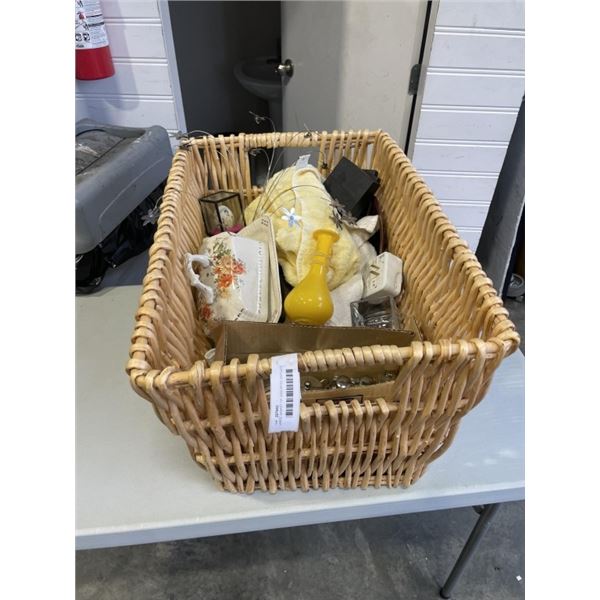 LARGE BASKET OF ASSORTED ANTIQUE COLLECTIBLES, GLASSWARE AND CHINA