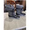 Image 2 : NEW PAIR OF MENS SIZE 11 BOOTS