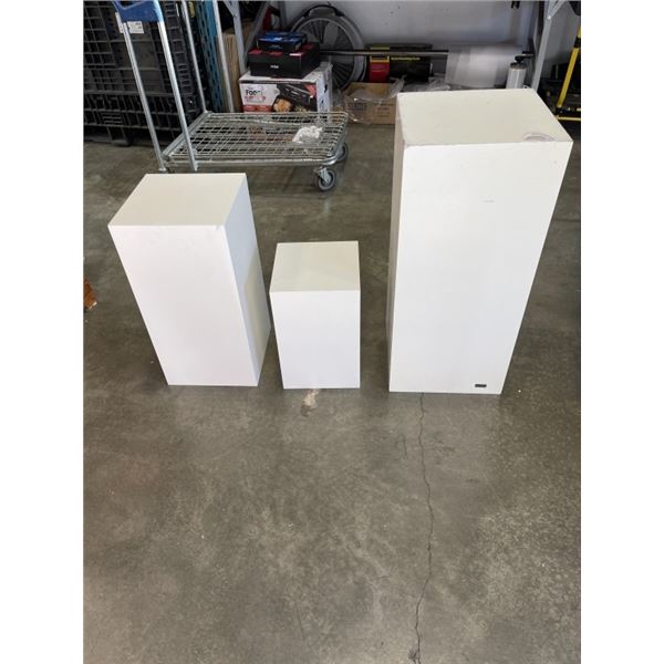 SET OF 3 PEDESTAL DISPLAY STANDS