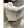 Image 2 : WHITE IKEA TUB CHAIR