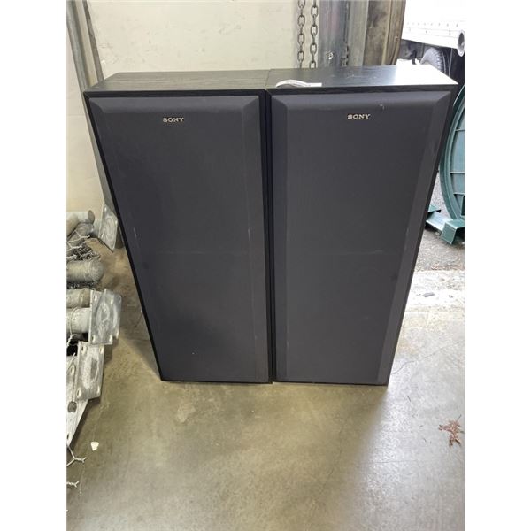 PAIR OF SONY FLOOR SPEAKERS, MODEL SS-C260AV