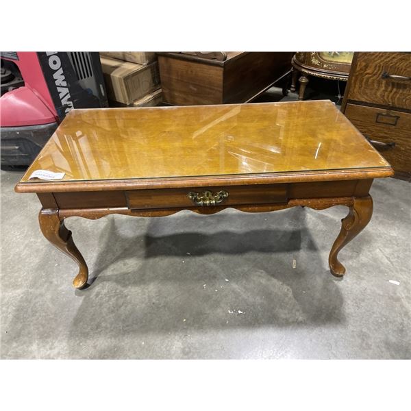 QUEEN ANNE GLASS TOP COFFEE TABLE