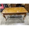 Image 1 : QUEEN ANNE GLASS TOP COFFEE TABLE