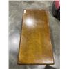Image 3 : QUEEN ANNE GLASS TOP COFFEE TABLE