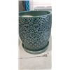 Image 5 : PAIR OF CERAMIC PLANTERS