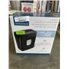 Image 2 : INSIGNIA 6 SHEET CROSS CUT PAPER SHREDDER - TESTED WORKING, RETAIL $69