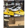 Image 1 : 2 NEW PAIRS OF EASTON DIAMOND LO WFII BASEBALL CLEATS, BLACK, SIZE US WOMENS 9