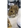 Image 5 : EATSERN DECOR ITEMS