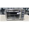 Image 1 : KITCHEN AID STAINLESS TOSTER OVEN
