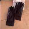 Image 6 : 20 PAIRS OF NEW GLOVES AND 4 SETS OF NEW SIZE WINDOW SUNSHADES