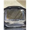 Image 2 : GAEMS PLAYSTATION / XBOX CASED PORTABLE GAMING SCREEN
