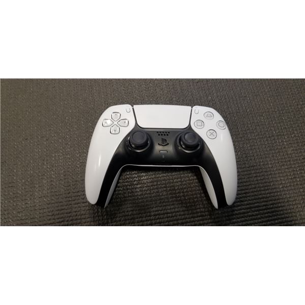 PS5 DUALSENSE WIRELESS CONTROLLER - TESTED WORKING, RETAIL $94