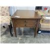 Image 4 : VINTAGE DEILCRAFT MADE IN CANADA SIDE TABLE AND ANTIQUE PARLOUR CHAIR