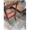 Image 3 : VINTAGE ENDTABLE AND VINTAGE NEEDLEPOINT CHAIR