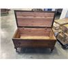 Image 2 : HONDERICH CEDAR LINED CHEST, MADE IN ONTARIO