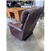 Image 3 : BURGUNDY LEATHER LAZY BOY RECLINER CHAIR