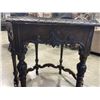 Image 4 : ANTIQUE CARVED OCTAGONAL PARLOUR TABLE