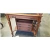 Image 4 : ANTIQUE ROLL TOP LEATHER INSET WRITING DESK WITH BEVELLED GLASS GALLERY