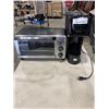 Image 1 : BLACK AND DECKER TOASTER OVEN AND HAMILTON BEACH COFFEE MACHINE