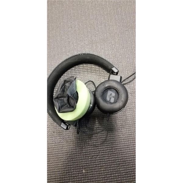 JBL LIVE 460NC OVER EAR NOISE CANCELLING HEADPHONES - TESTED WORKING, RETAIL $159