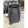 Image 4 : 2 AS NEW HUGGER BACKPACKS
