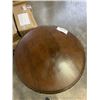 Image 3 : ANTIQUE PARLOUR TABLE