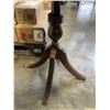 Image 4 : ANTIQUE PARLOUR TABLE