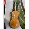Image 2 : ANTIQUE ANTONIO CURATOLI VIOLIN IN HARDCASE