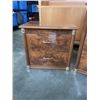 Image 2 : BURLED LACQUERED 6 DRESSER AND NIGHT STAND