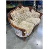 Image 5 : ORANTE HIGHLY CARVED LOVESEAT AND CHAIR