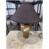 Image 3 : 2 DECORATIVE TABLE LAMPS