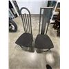 Image 3 : GLASS TOP DINETTE TABLE AND 4 CHAIRS