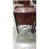 Image 2 : PAIR OF ANTIQUE MAHOGANY SIDE TABLES