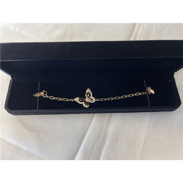 NEW 18K GOLD PLATED 21.0MM SIMULATED DIAMOND (CZ) BUTTERLFLY BRACELET, ADJUSTABLE 6.5-7.5" LONG