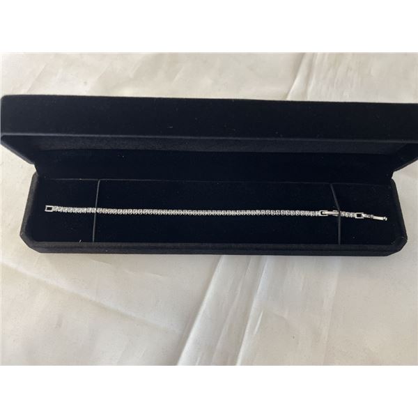 NEW PLATINUM PLATED 2.5MM PRINCESS CUT SIMULATED DIAMOND (CZ) TENNIS BRACELET, ADJUSTABLE 7"-8" LONG
