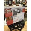 Image 3 : BLACK & DECKER 4-SLICE AIR FRY TOASTER OVEN - TESTED WORKING, RETAIL $179