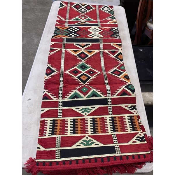 NEW AREA CARPET - APPROX 5'3" BY 8'2"