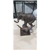 Image 6 : ASSORTED HOME DECOR