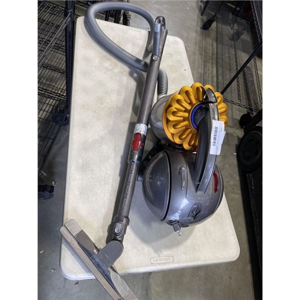 DYSON DC37 VACUUM WITH WAND, USED, WORKING