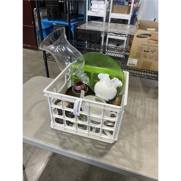 ASSORTED COLLECTIBLE GLASS AND PORCELAIN DECOR, MILK GLASS VASE ETC