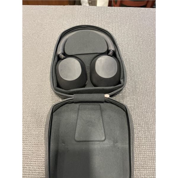 SONY WH-1000MX5 OVER EAR NOISE CANCELLING HEADPHONES - TESTED WORKING, RETAIL $499