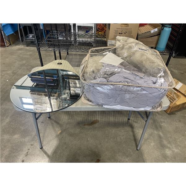 DECORATIVE BEDDING, PILLOWS AND ROUND MIRROR