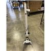 Image 1 : EUREKA LIGHTSPEED 2-IN-1 CORDLESS VACUUM WITH CHARGING DOCK WORKING