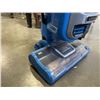 Image 4 : SHARK VACUUM CLEANER