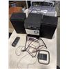 Image 1 : SONY BOOMBOX AND BOOKSHELF SPEAKER AND DOCK SYSTEM