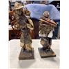 Image 2 : LOT OF FIGURINES
