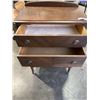 Image 3 : ANTIQUE 4 DRAWER DRESSER