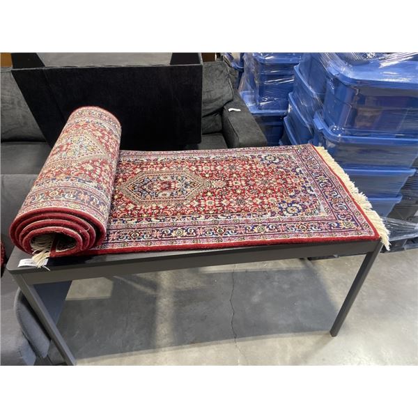 KNOTTED CARPET RUNNER, 30 INC WIDE, APPROX 10FT LONG