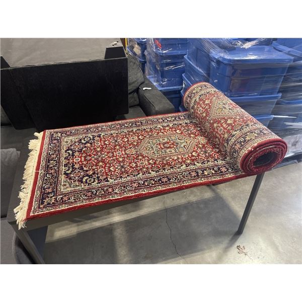 KNOTTED CARPET RUNNER, 30 INC WIDE, APPROX 10FT LONG