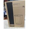 Image 3 : NEW RUBBERMAID SLIM JIM 18 GALLON COMMERCIAL BIN, RETAIL $200+